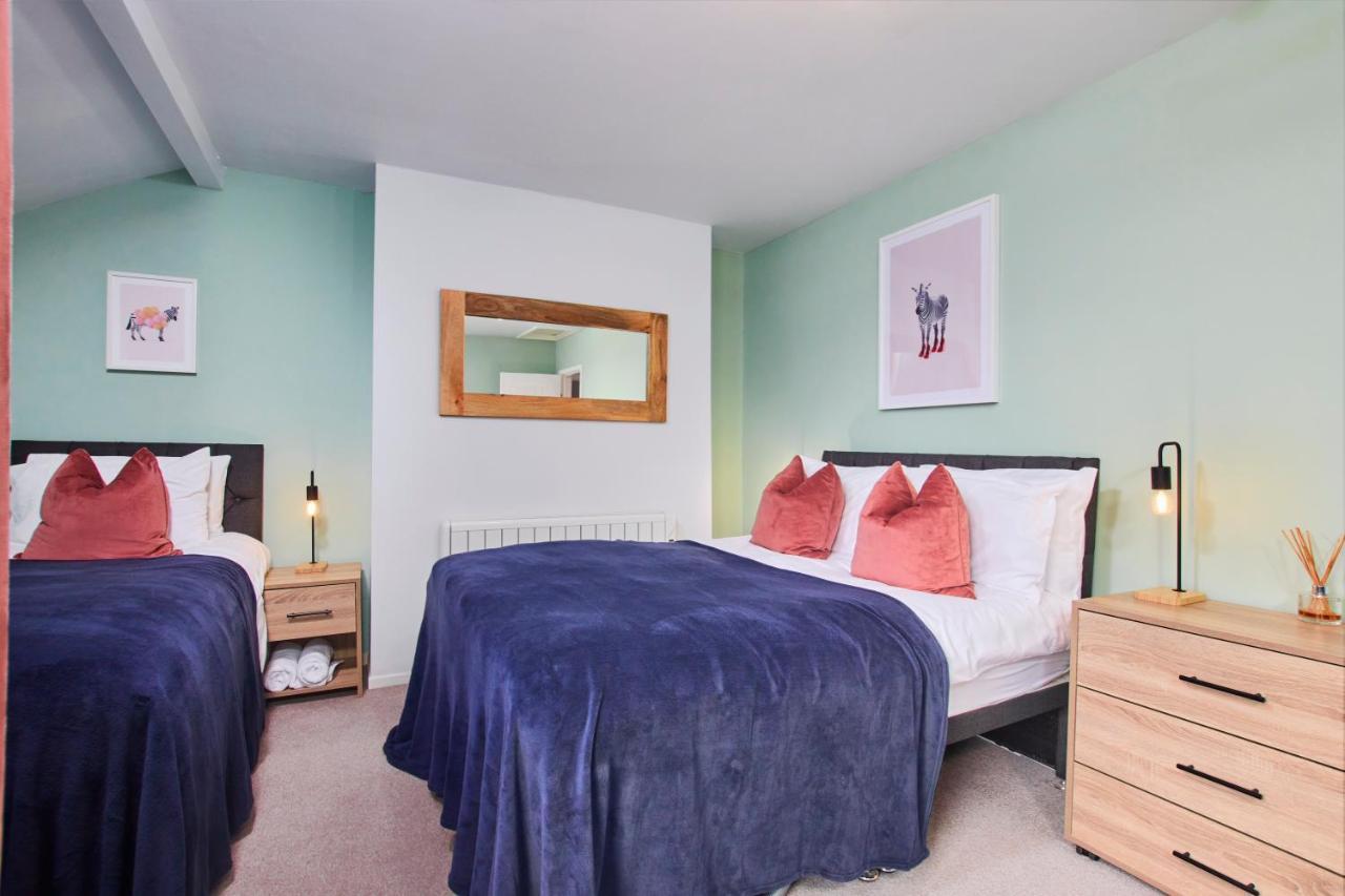 Fantastic Central Stratford Two Bedroom Apartment By Purestay Short Lets & Serviced Accommodation With Parking 外观 照片